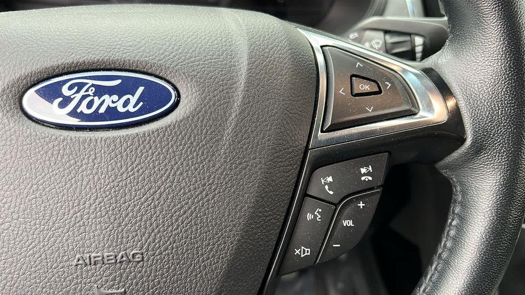 used 2024 Ford Edge car, priced at $28,497