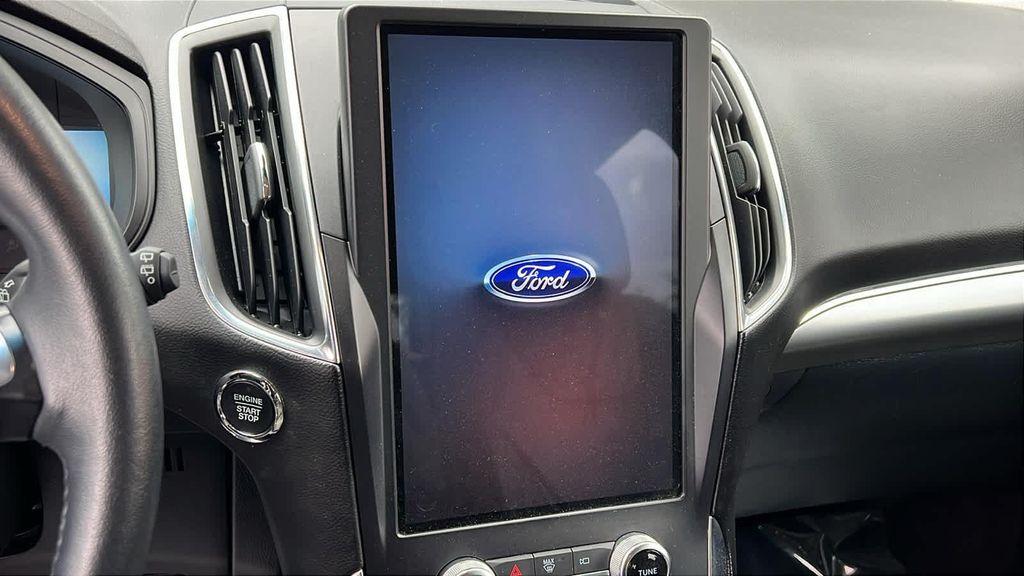 used 2024 Ford Edge car, priced at $28,497