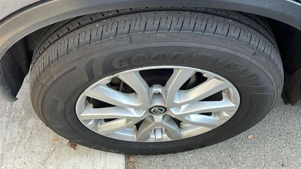 used 2019 Nissan Rogue car, priced at $14,977