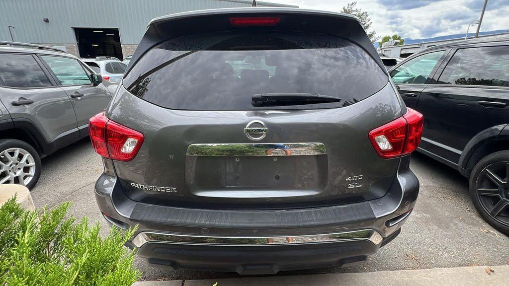 used 2020 Nissan Pathfinder car