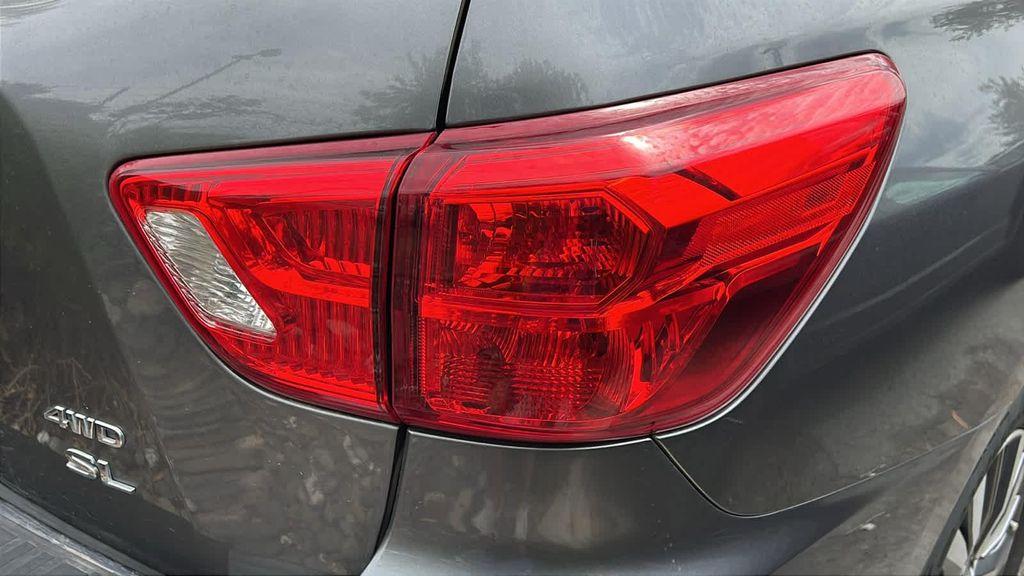 used 2020 Nissan Pathfinder car