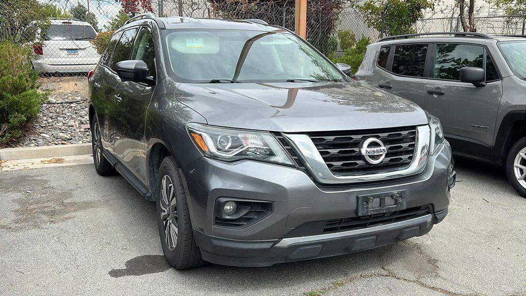 used 2020 Nissan Pathfinder car