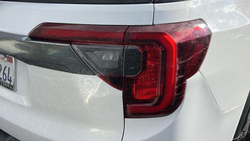 used 2021 GMC Acadia car, priced at $28,999