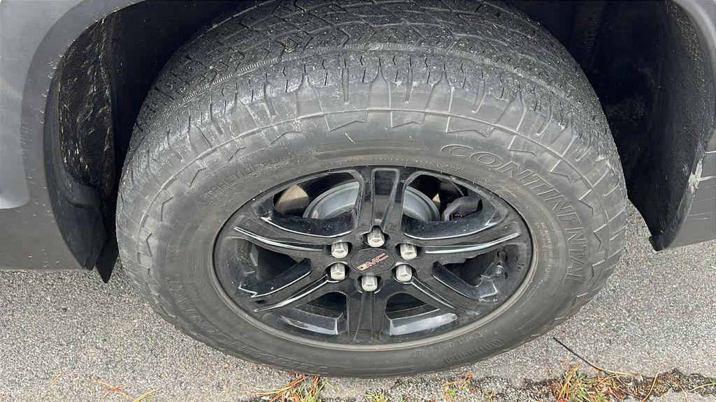 used 2021 GMC Acadia car, priced at $28,999