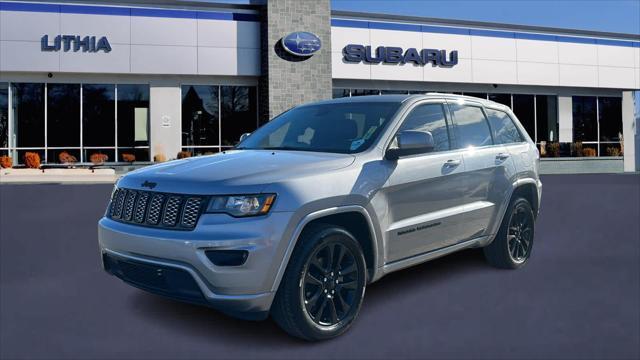 used 2017 Jeep Grand Cherokee car, priced at $15,489