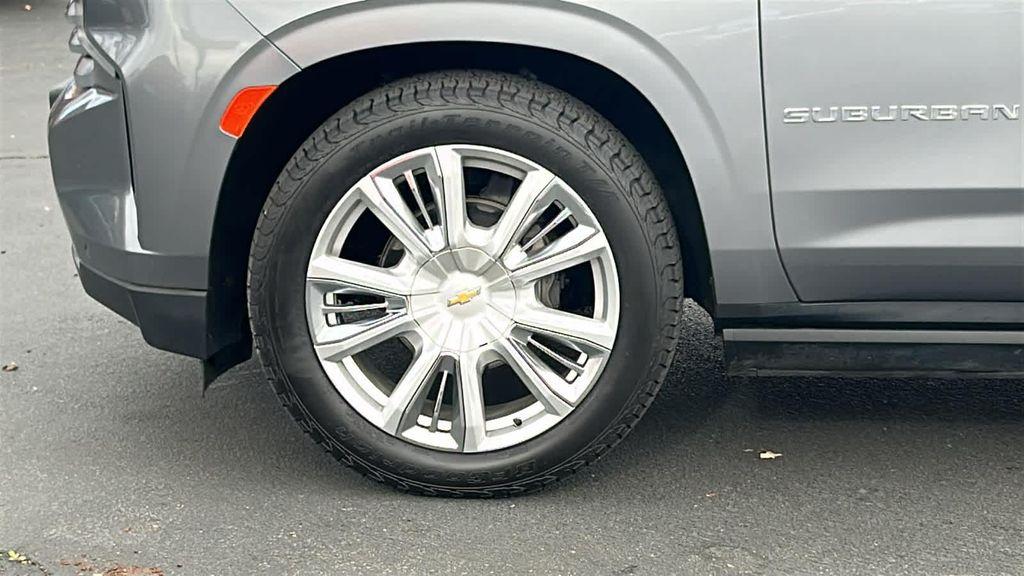 used 2021 Chevrolet Suburban car, priced at $57,999