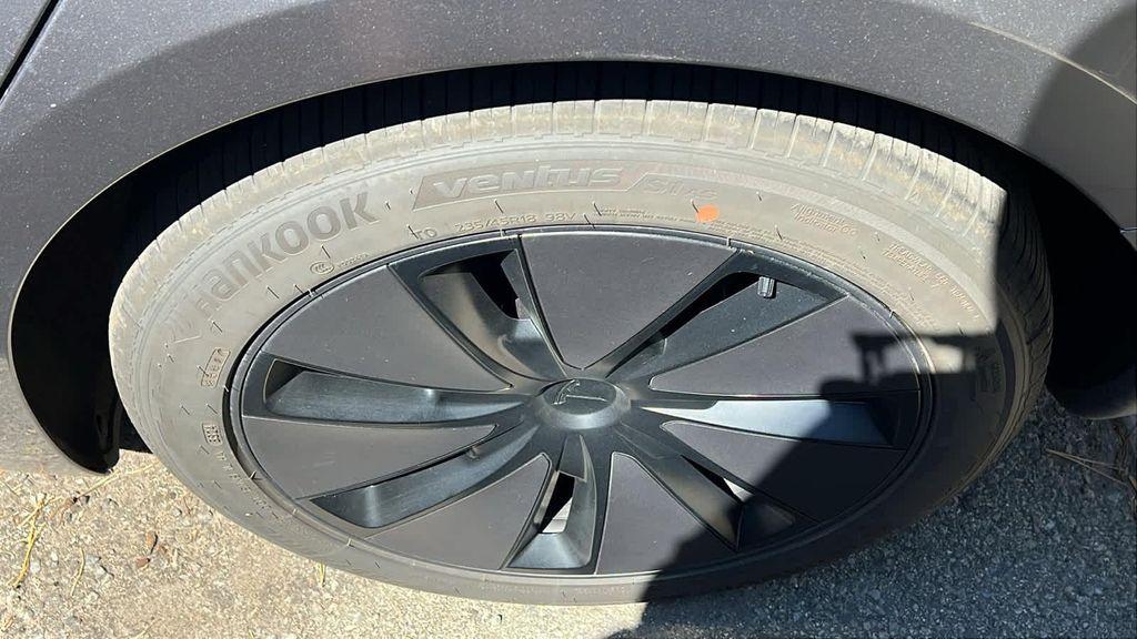 used 2025 Tesla Model 3 car, priced at $36,977