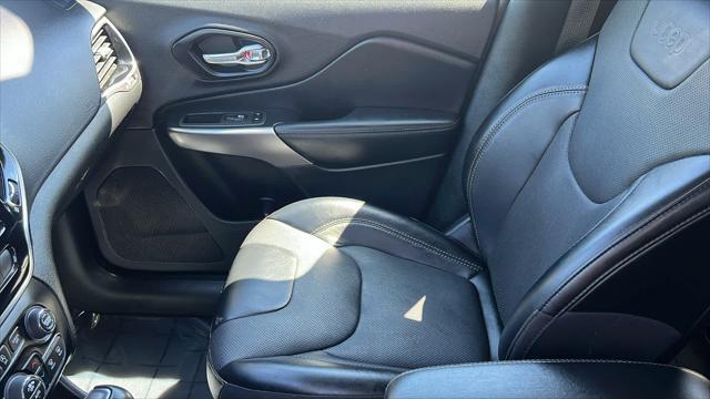 used 2022 Jeep Cherokee car, priced at $24,998