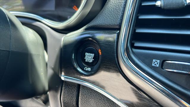 used 2017 Jeep Grand Cherokee car, priced at $20,629