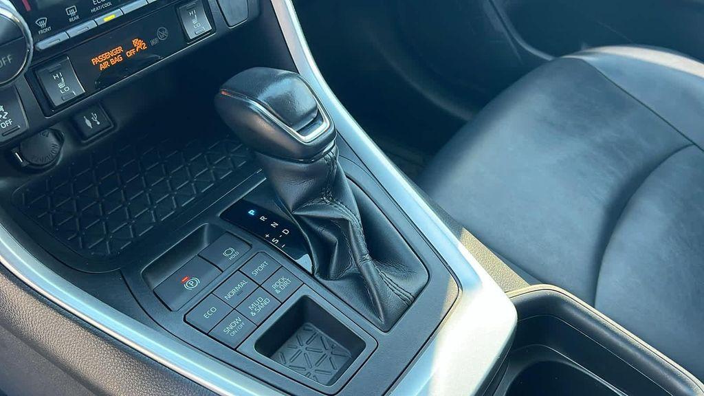 used 2019 Toyota RAV4 car, priced at $26,977