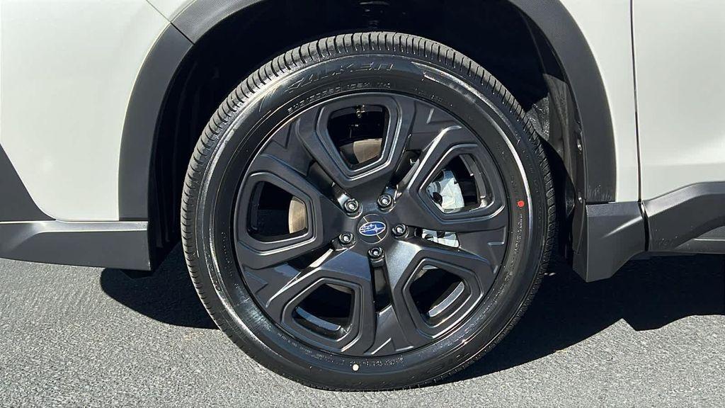 new 2025 Subaru Ascent car, priced at $43,173