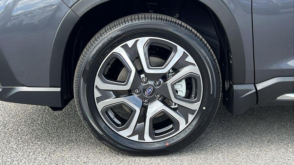 new 2025 Subaru Ascent car, priced at $49,923