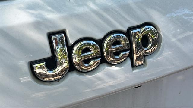 used 2017 Jeep Grand Cherokee car, priced at $19,898