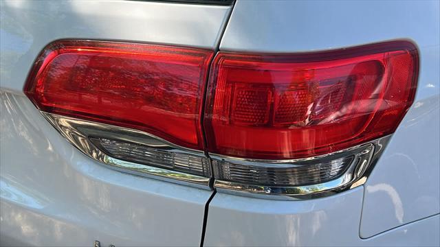 used 2017 Jeep Grand Cherokee car, priced at $19,898