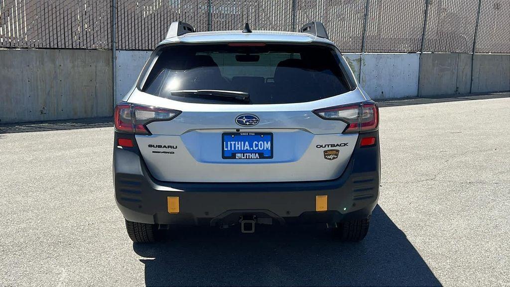 new 2025 Subaru Outback car, priced at $43,076