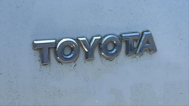 used 2007 Toyota Highlander car, priced at $9,998