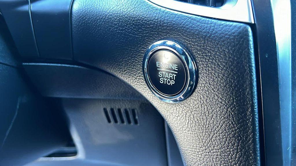 used 2022 Ford Edge car, priced at $28,997