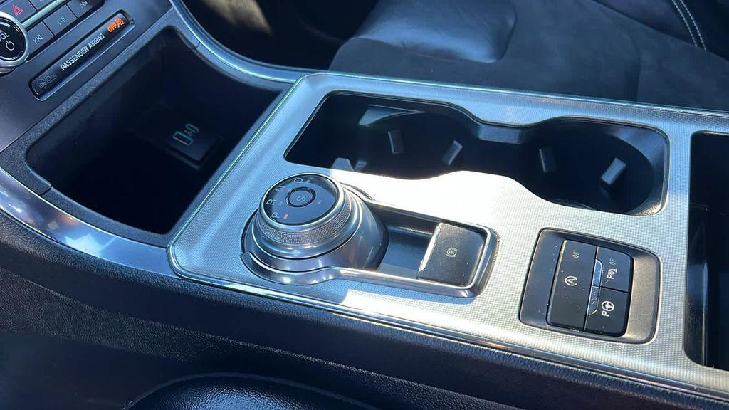 used 2022 Ford Edge car, priced at $28,997