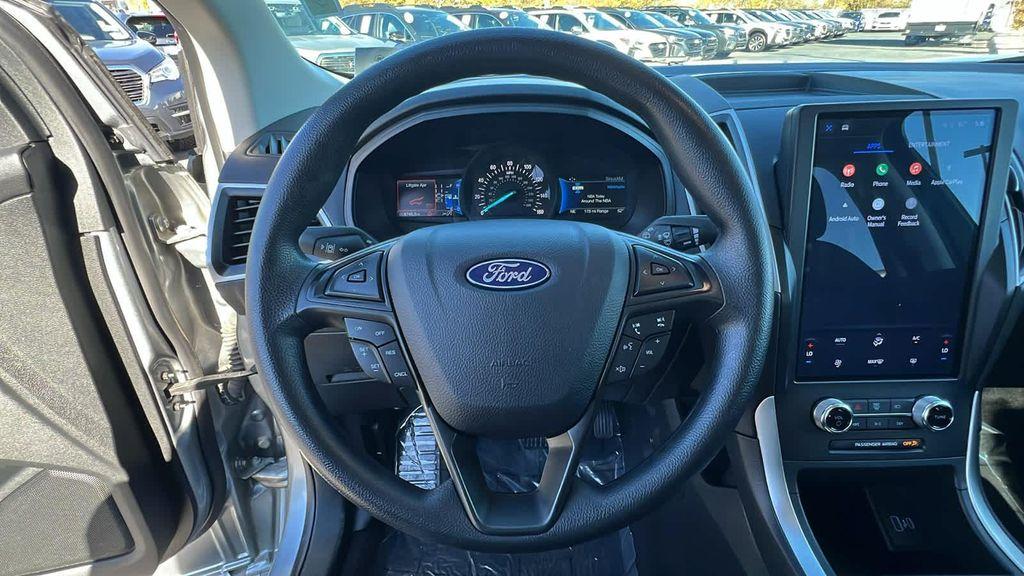 used 2024 Ford Edge car, priced at $25,997