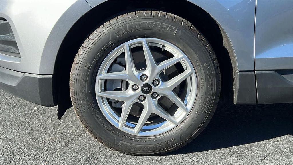 used 2024 Ford Edge car, priced at $25,997