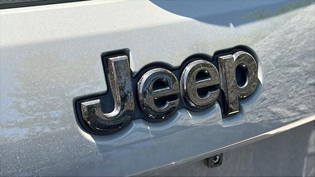 used 2021 Jeep Grand Cherokee car, priced at $27,998