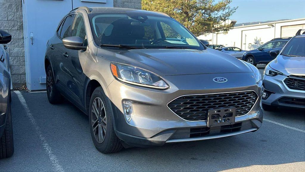 used 2022 Ford Escape car, priced at $23,997