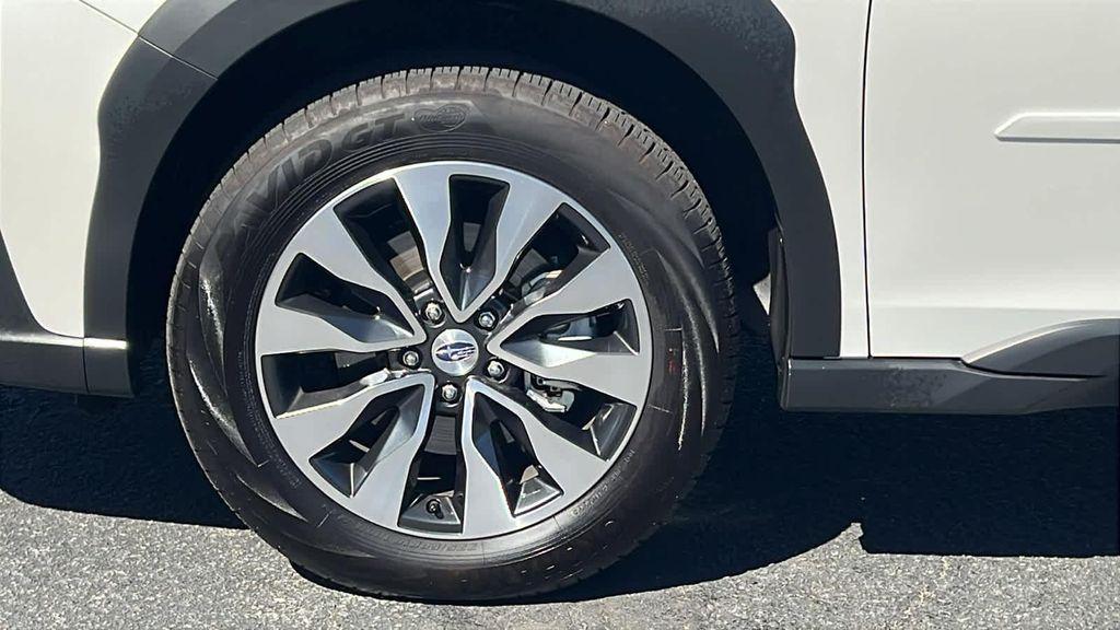 used 2025 Subaru Outback car, priced at $36,977