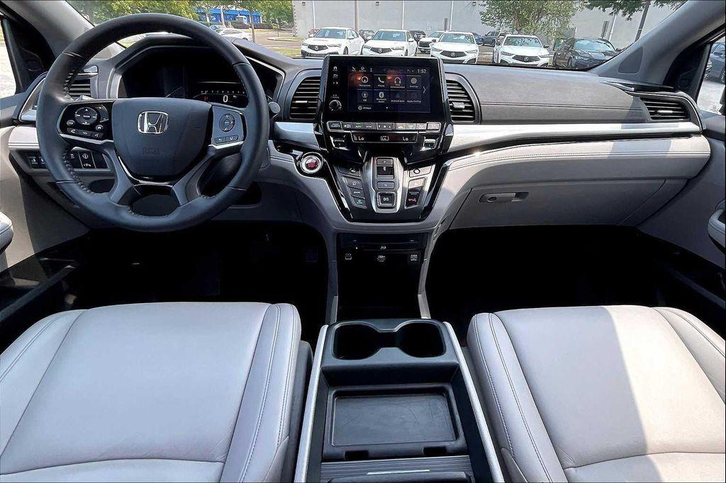 used 2024 Honda Odyssey car, priced at $40,987