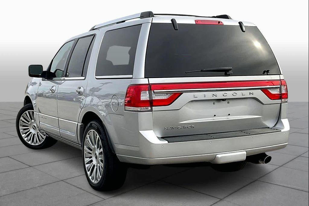 used 2017 Lincoln Navigator car, priced at $25,987