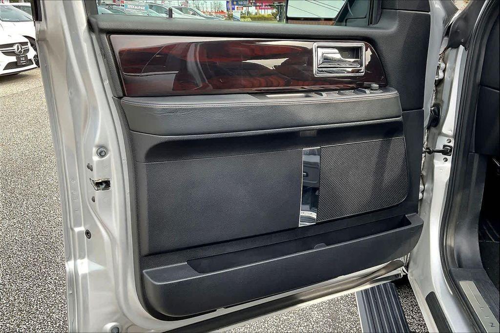 used 2017 Lincoln Navigator car, priced at $25,987