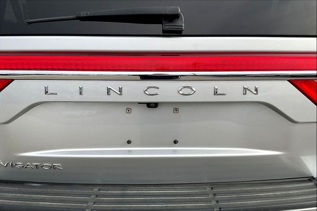 used 2017 Lincoln Navigator car, priced at $25,987