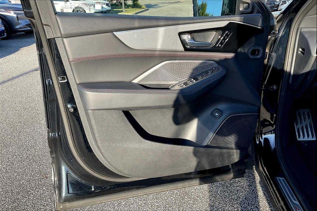 used 2023 Acura MDX car, priced at $43,487