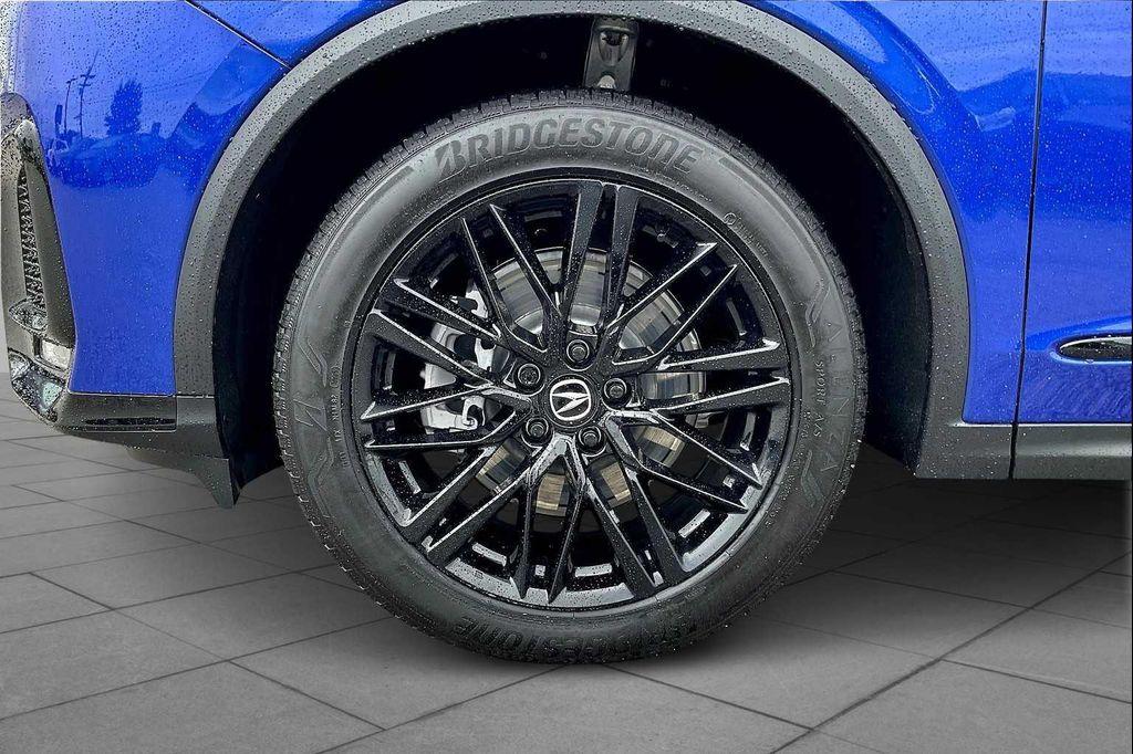 used 2025 Acura MDX car, priced at $58,787