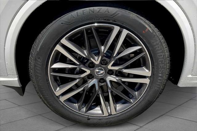 new 2025 Acura MDX car, priced at $68,250