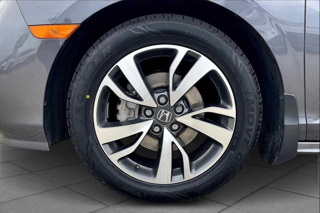 used 2022 Honda Odyssey car, priced at $30,987