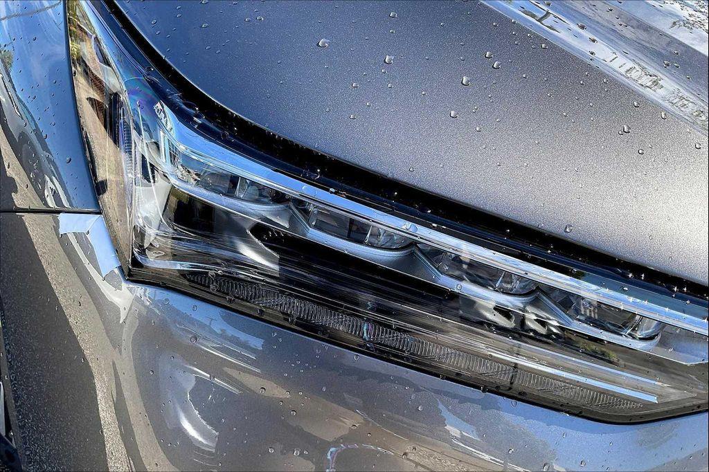 new 2026 Acura MDX car, priced at $68,850