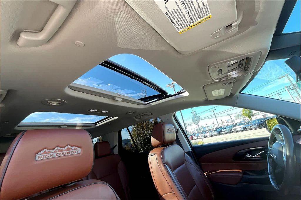 used 2019 Chevrolet Traverse car, priced at $23,987