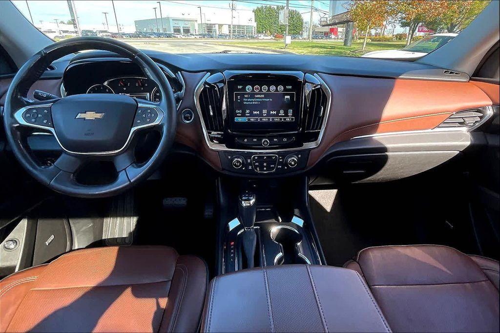 used 2019 Chevrolet Traverse car, priced at $23,987