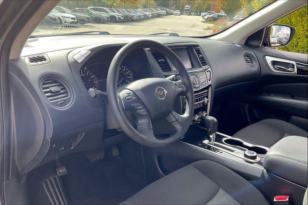 used 2020 Nissan Pathfinder car, priced at $17,287