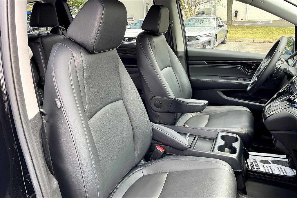 used 2023 Honda Odyssey car, priced at $36,187