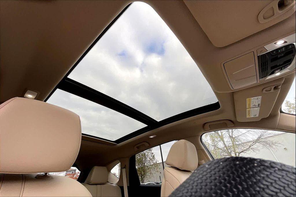 used 2024 Acura RDX car, priced at $40,987