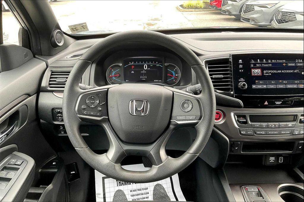 used 2022 Honda Pilot car, priced at $30,587