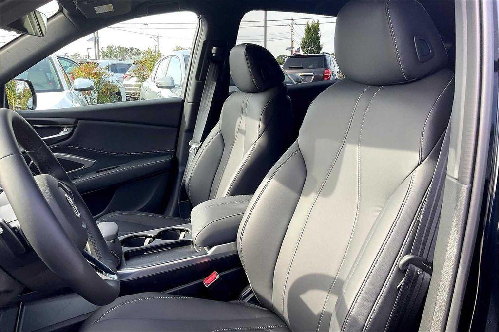 new 2025 Acura RDX car, priced at $46,650
