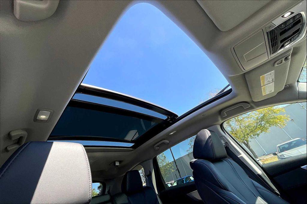 used 2023 Acura MDX car, priced at $38,287