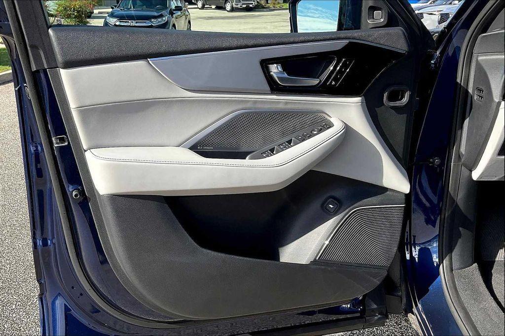 used 2023 Acura MDX car, priced at $42,787