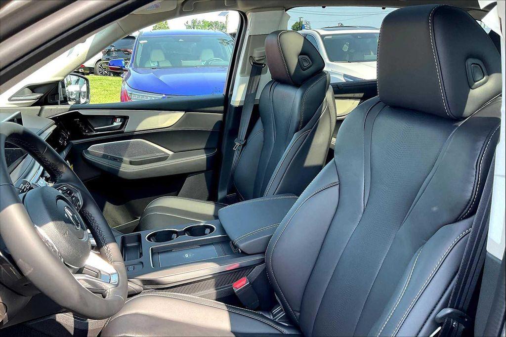 new 2025 Acura MDX car, priced at $60,750