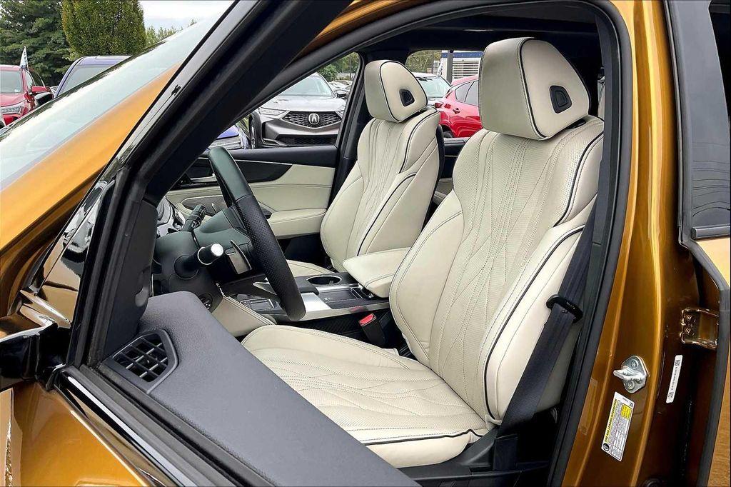 used 2022 Acura MDX car, priced at $46,487