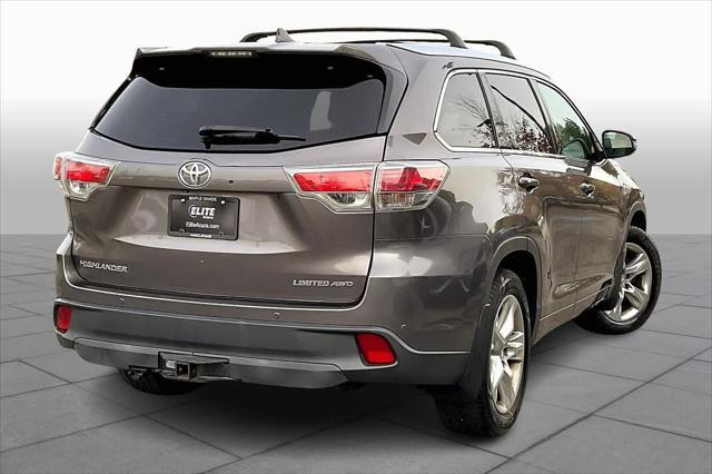 used 2015 Toyota Highlander car, priced at $20,787