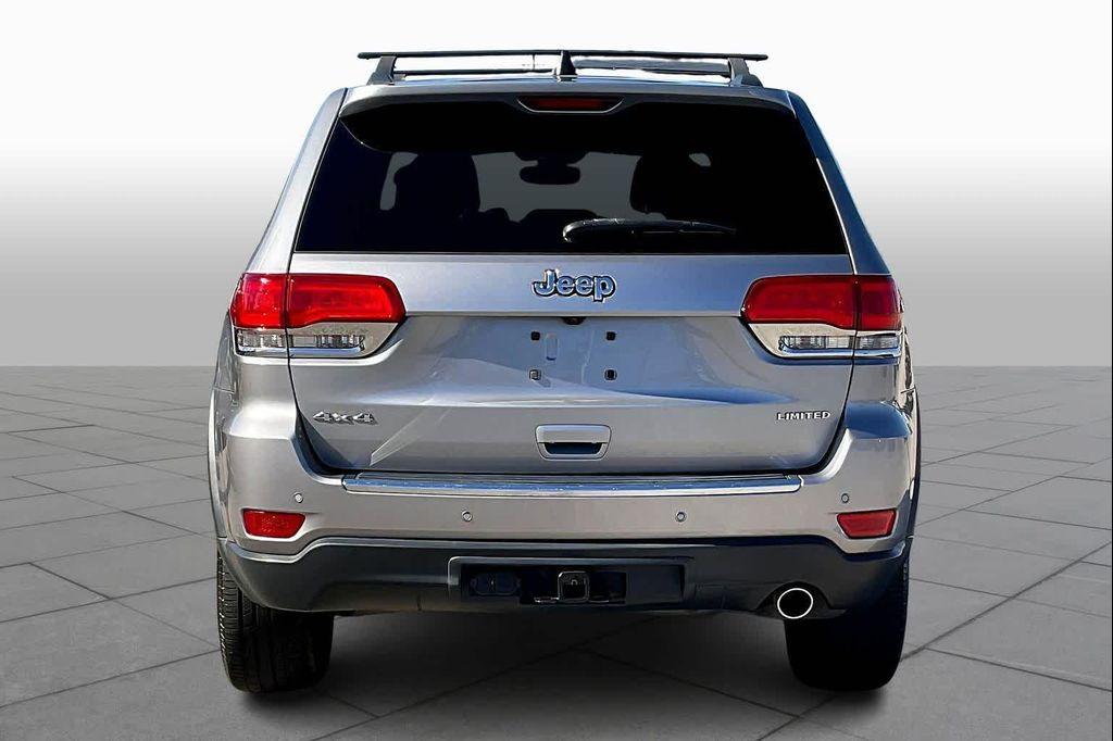 used 2017 Jeep Grand Cherokee car, priced at $14,787