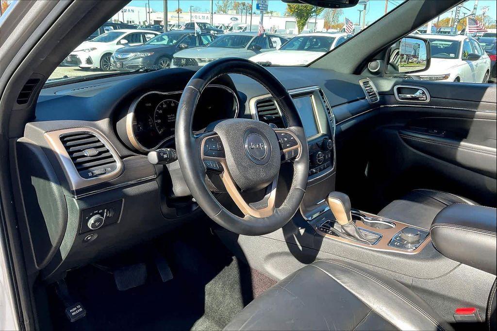 used 2017 Jeep Grand Cherokee car, priced at $14,787